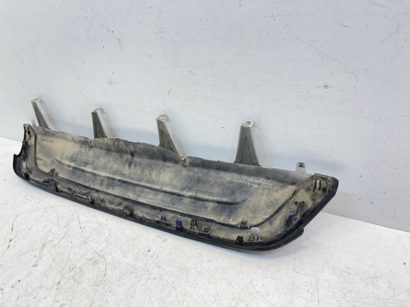 Спойлер заднего бампера