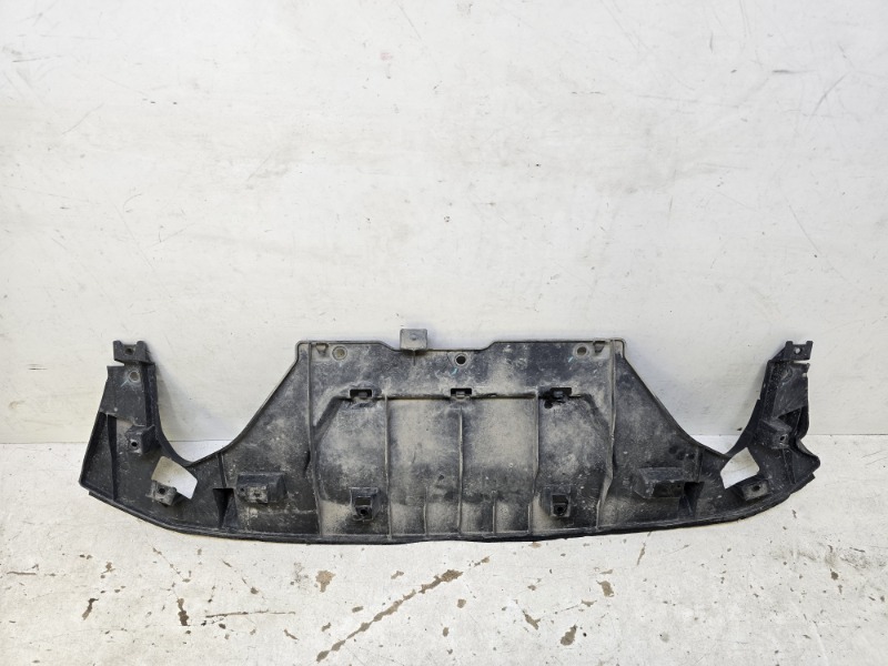 Пыльник двигателя