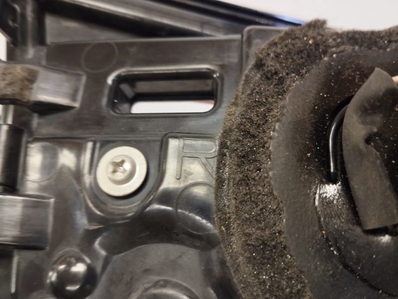 Фонарь задний правый