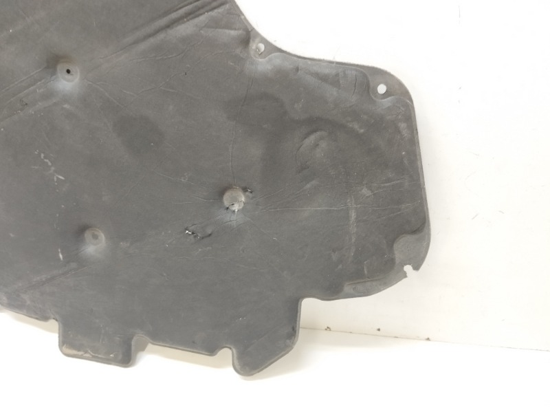 Уплотнитель капота