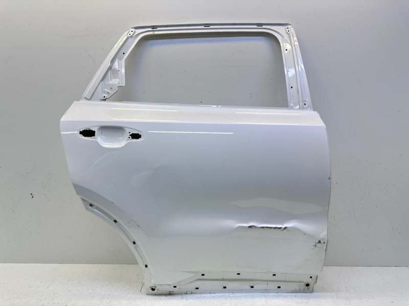 Дверь задняя правая