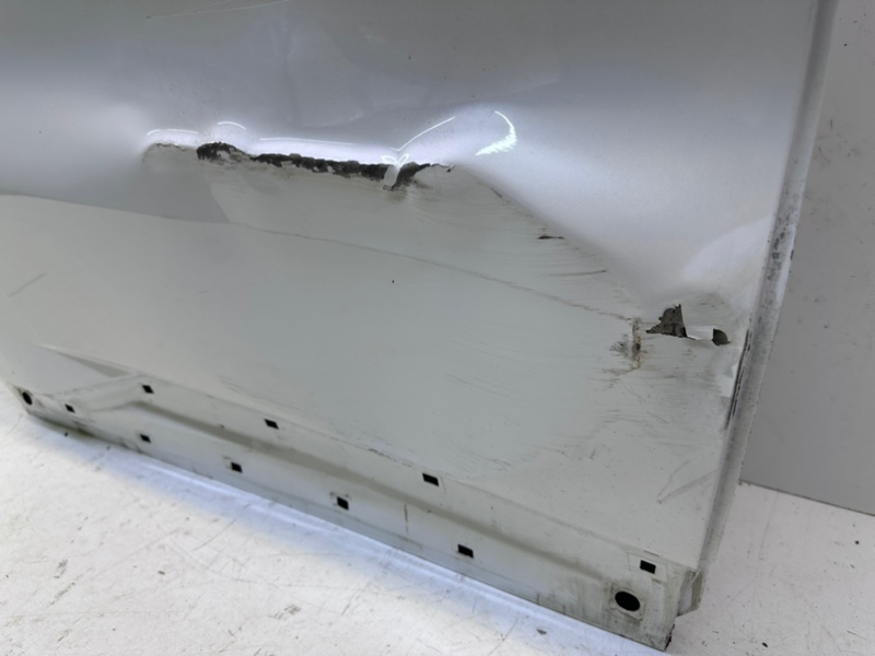 Дверь задняя правая