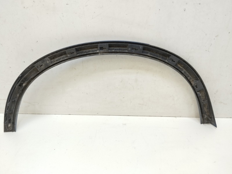 Накладка заднего крыла левого