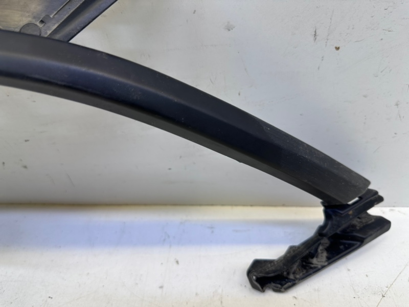 Спойлер заднего бампера