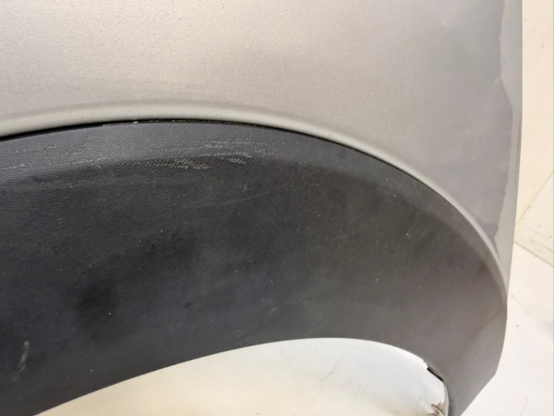 Крыло переднее левое