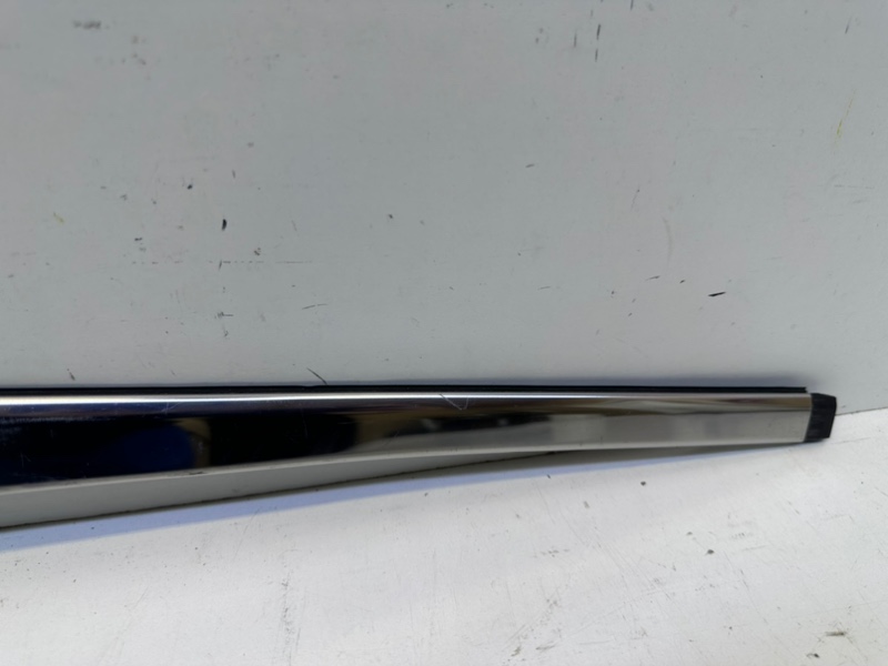 Молдинг крыши правый