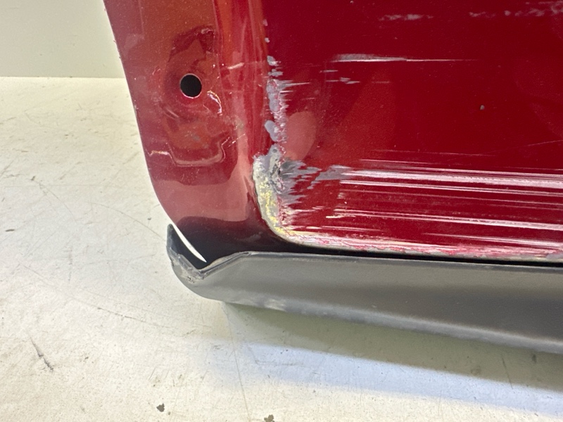 Дверь задняя правая