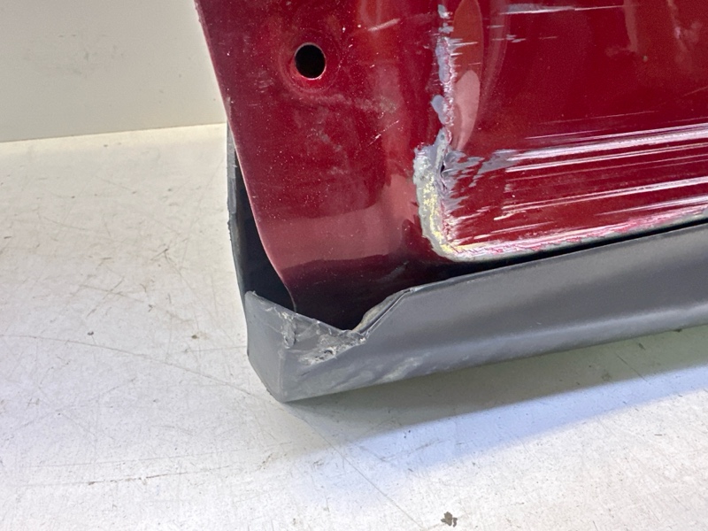 Дверь задняя правая