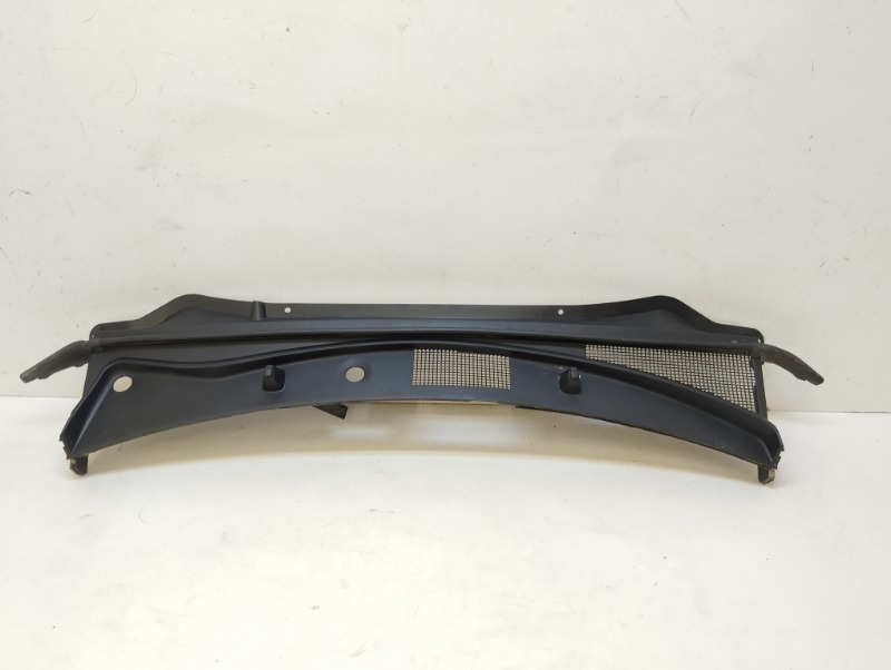 Решетка стеклоочистителей (Жабо)