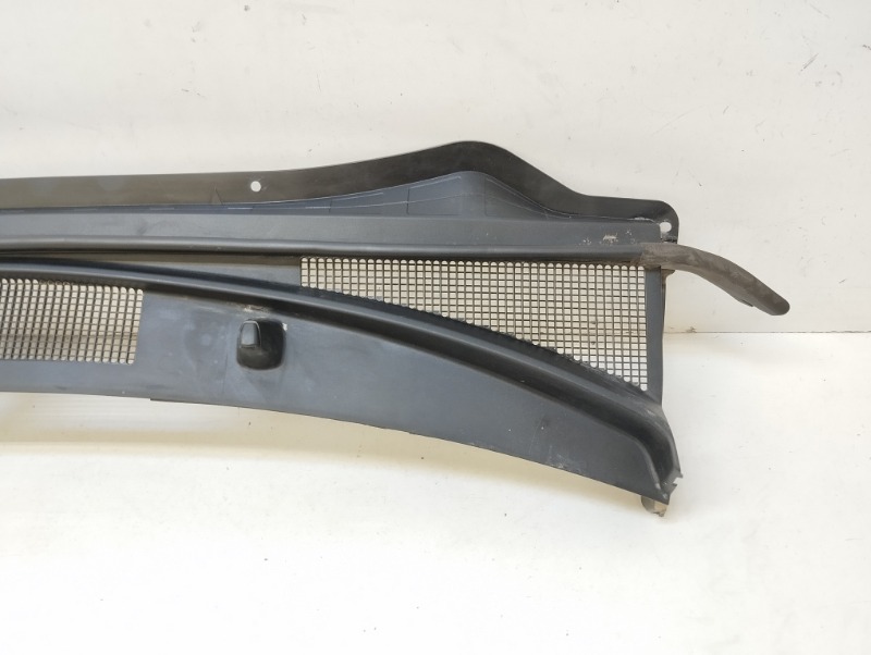 Решетка стеклоочистителей (Жабо)