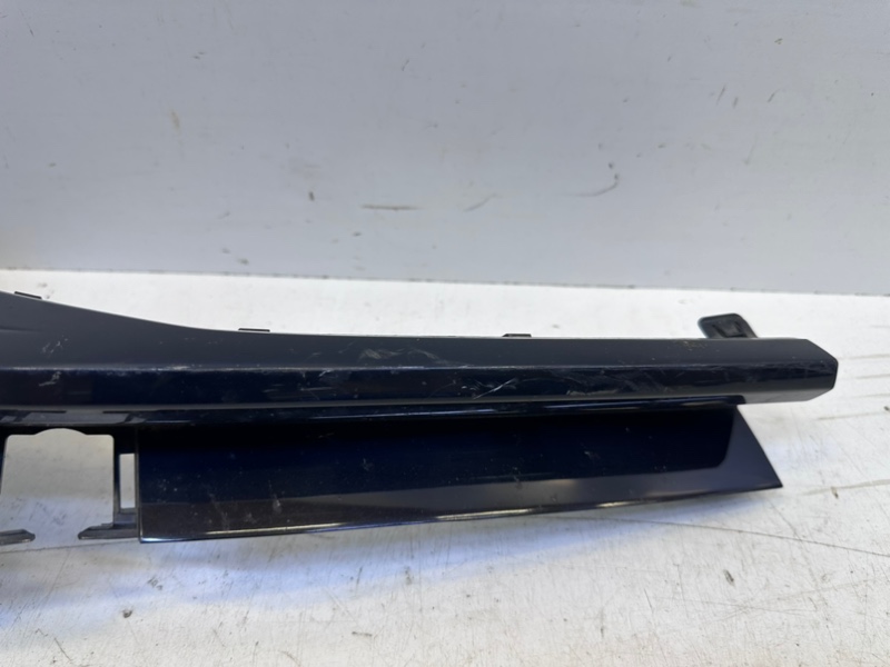 Накладка переднего бампера правая