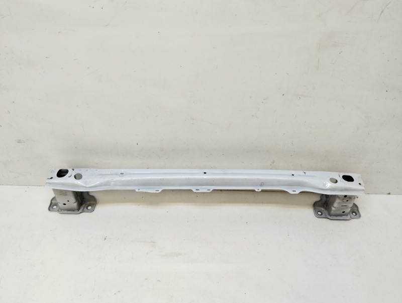 Усилитель заднего бампера