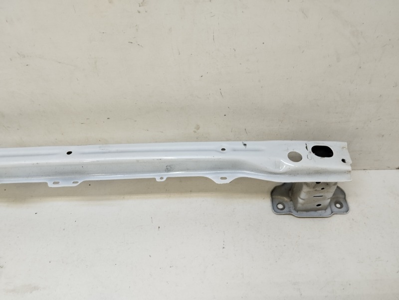 Усилитель заднего бампера