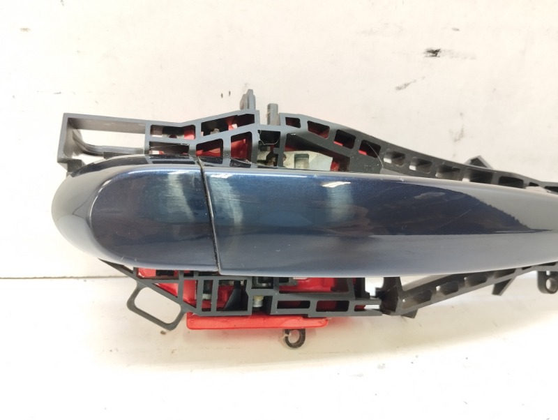 Ручка двери передней наружная правая