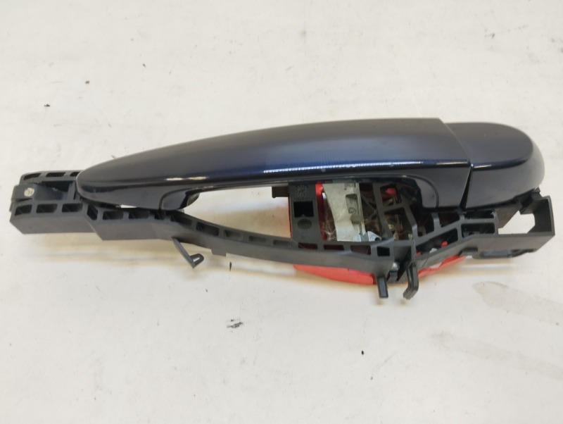 Ручка двери передней наружная правая