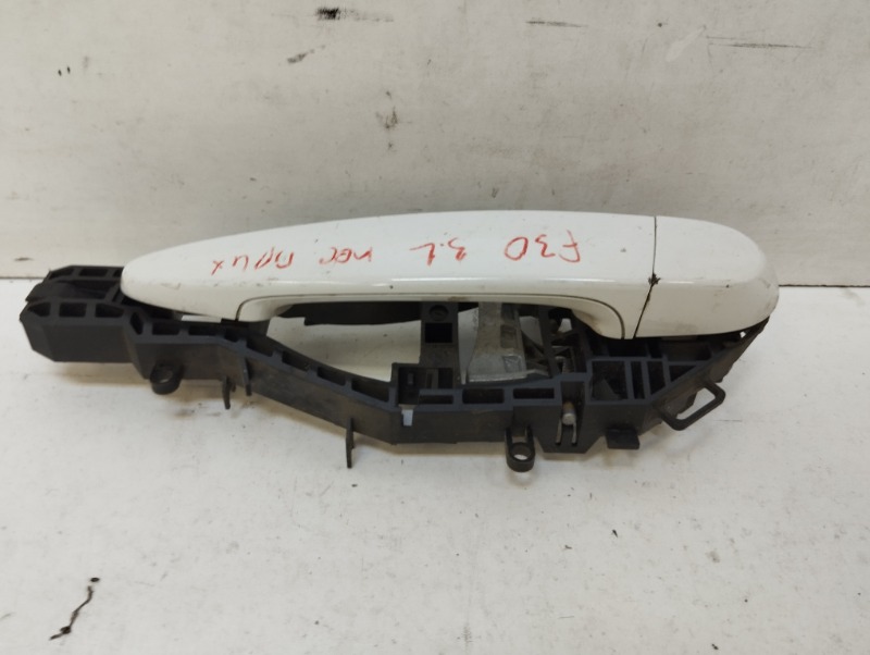 Ручка двери задней наружная левая