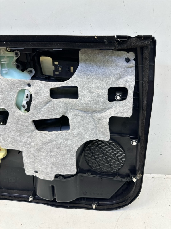 Обшивка двери