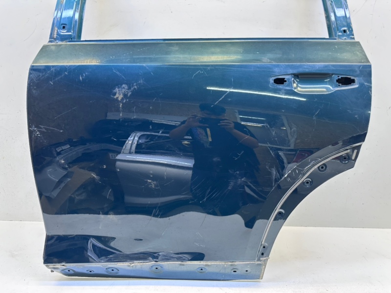 Дверь задняя левая