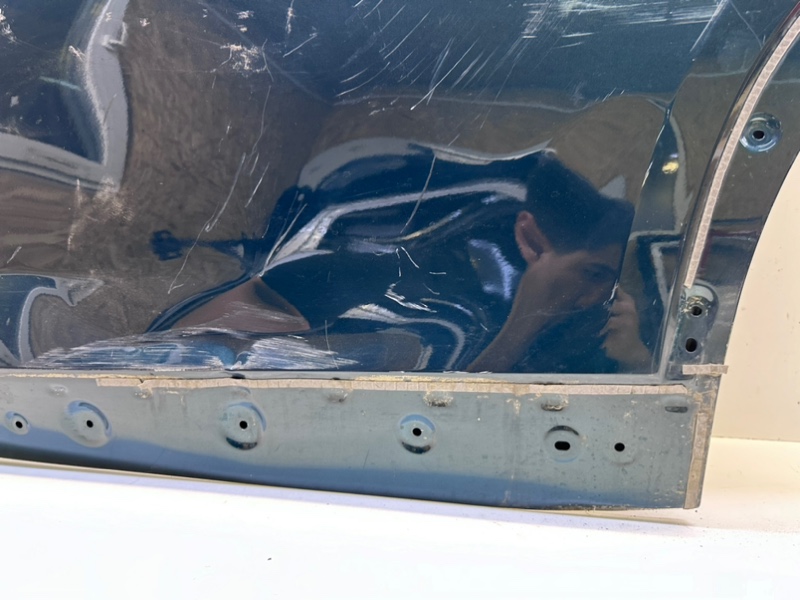 Дверь задняя левая