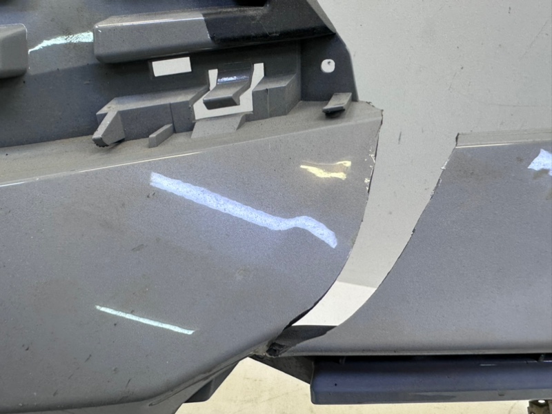 Бампер передний