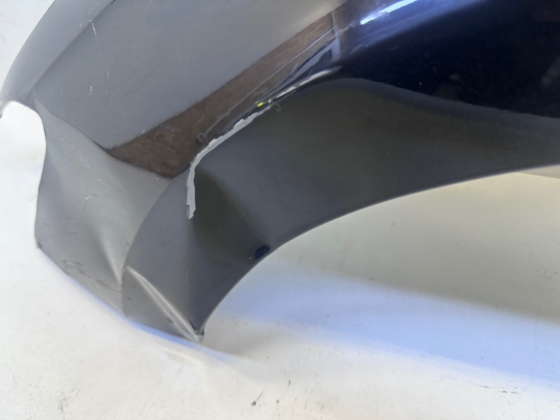 Крыло переднее левое