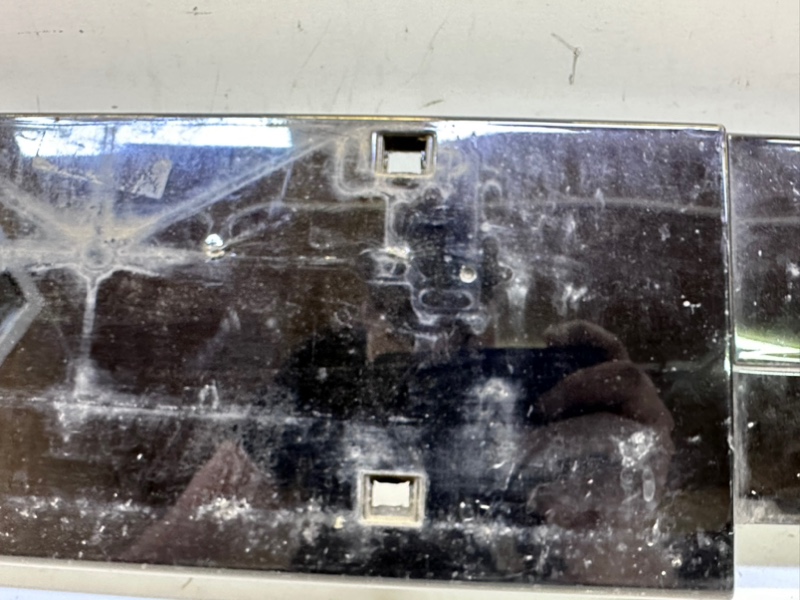 Накладка переднего бампера