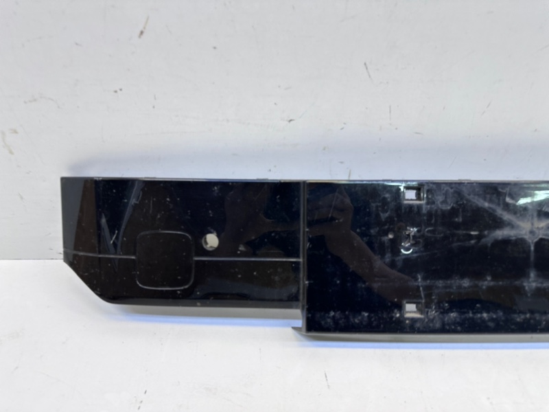 Накладка переднего бампера