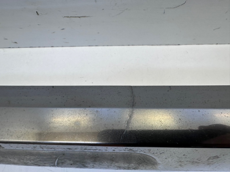 Накладка на решетку радиатора