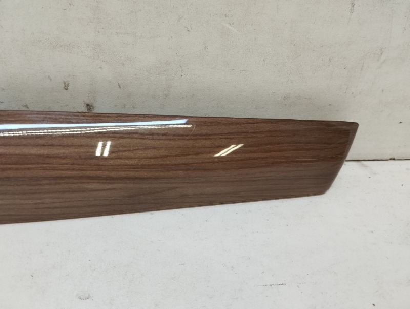 Накладка двери задней правой