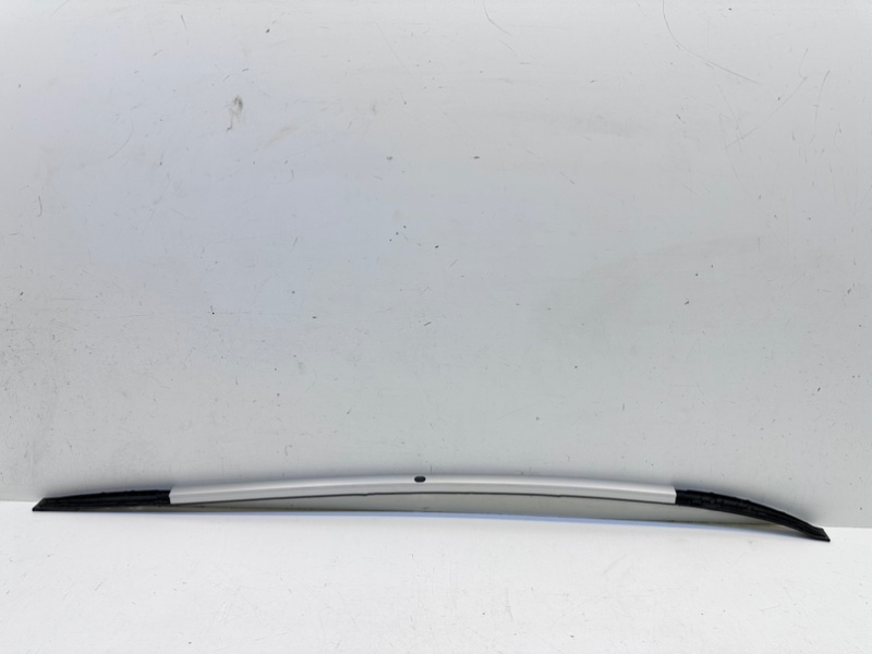 Рейлинг (релинг) правый (планка на крышу)