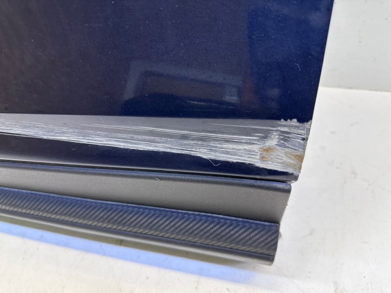 Дверь передняя левая