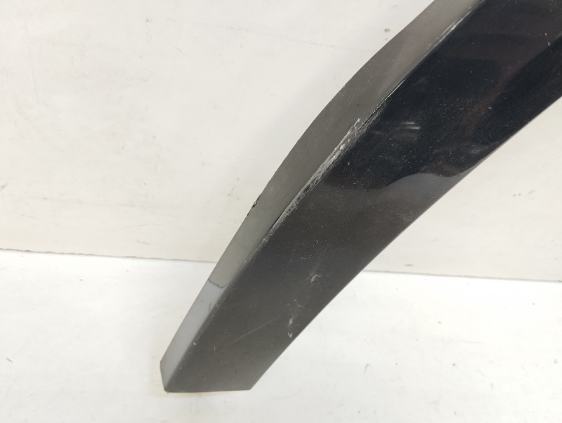 Накладка заднего крыла левого