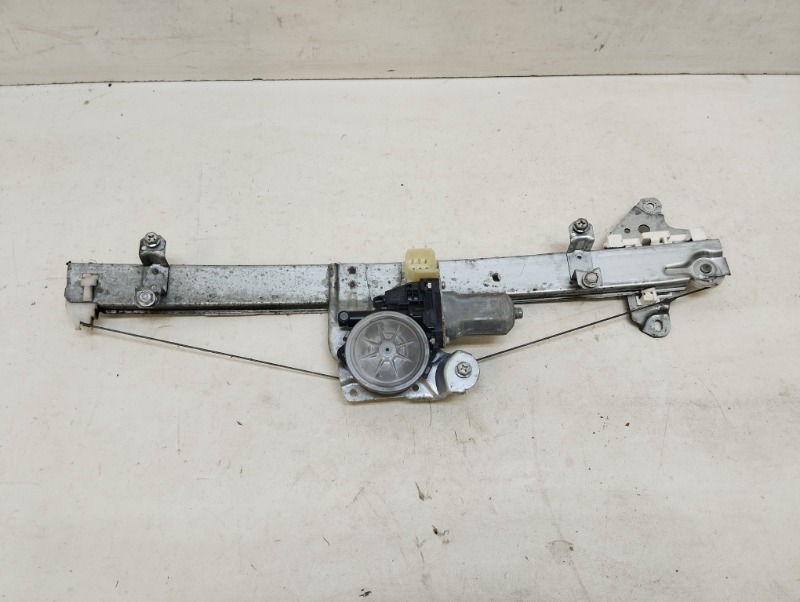 Стеклоподъемник электр. передний левый