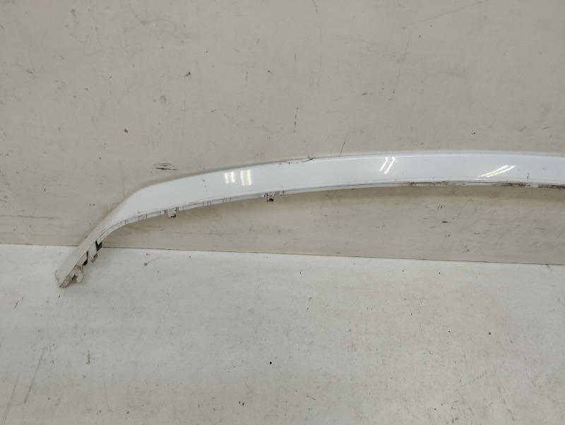 Накладка переднего бампера