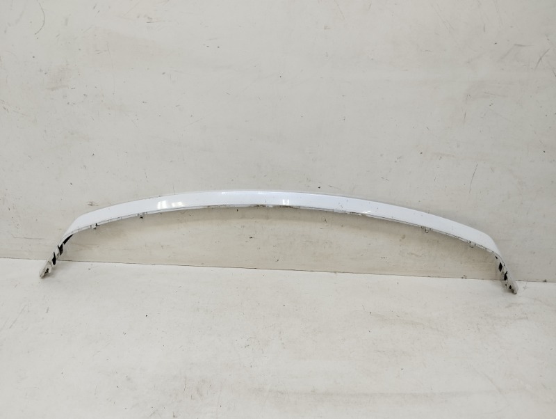 Накладка переднего бампера