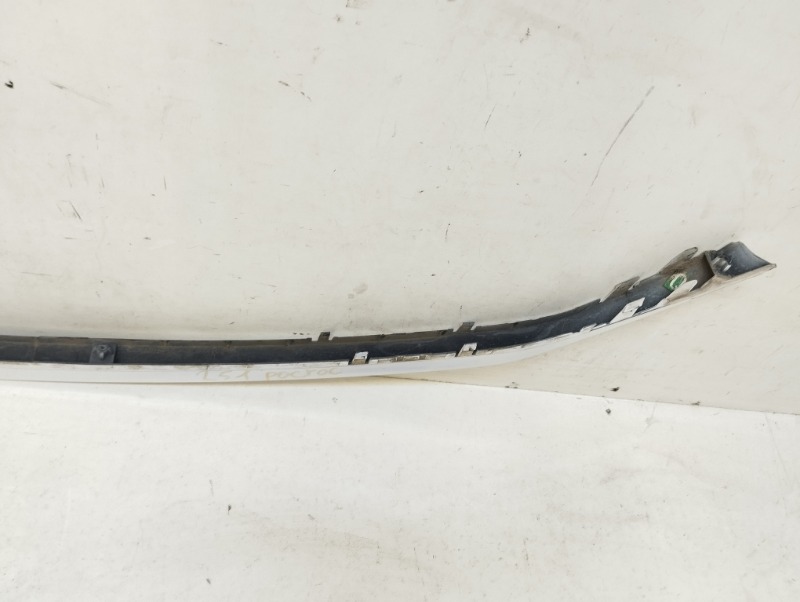 Накладка переднего бампера