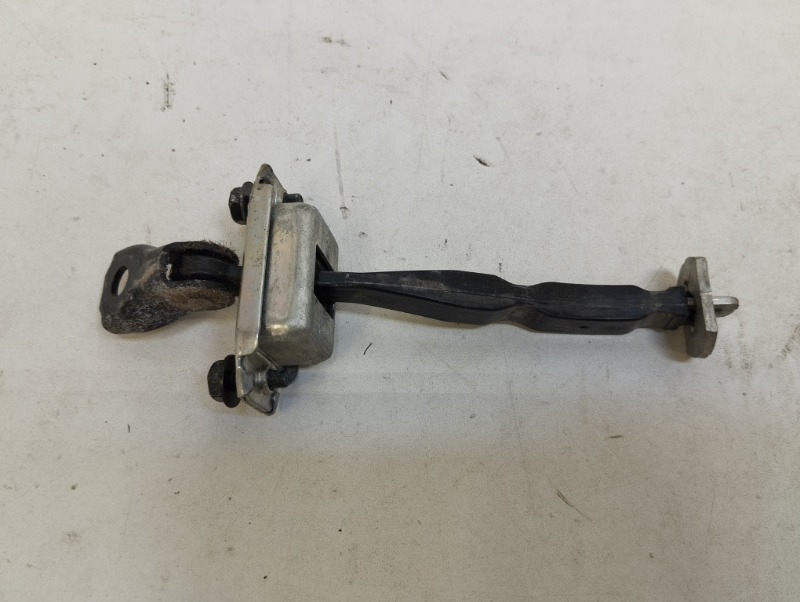 Ограничитель двери