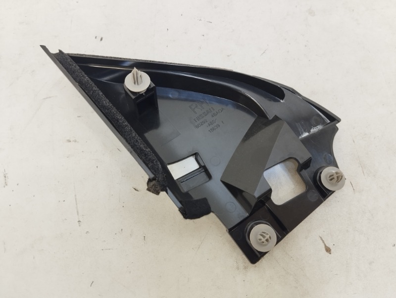 Накладка зеркала правого