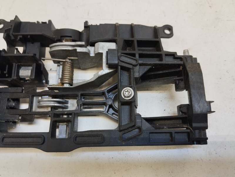 Кронштейн ручки