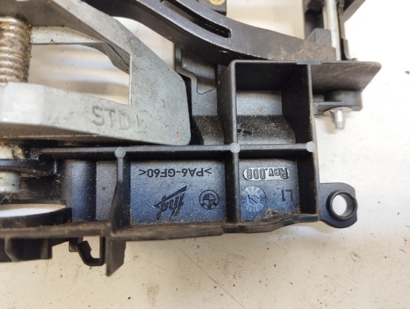 Кронштейн ручки