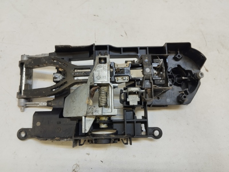 Кронштейн ручки