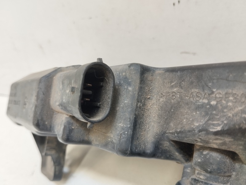 Фара противотуманная левая