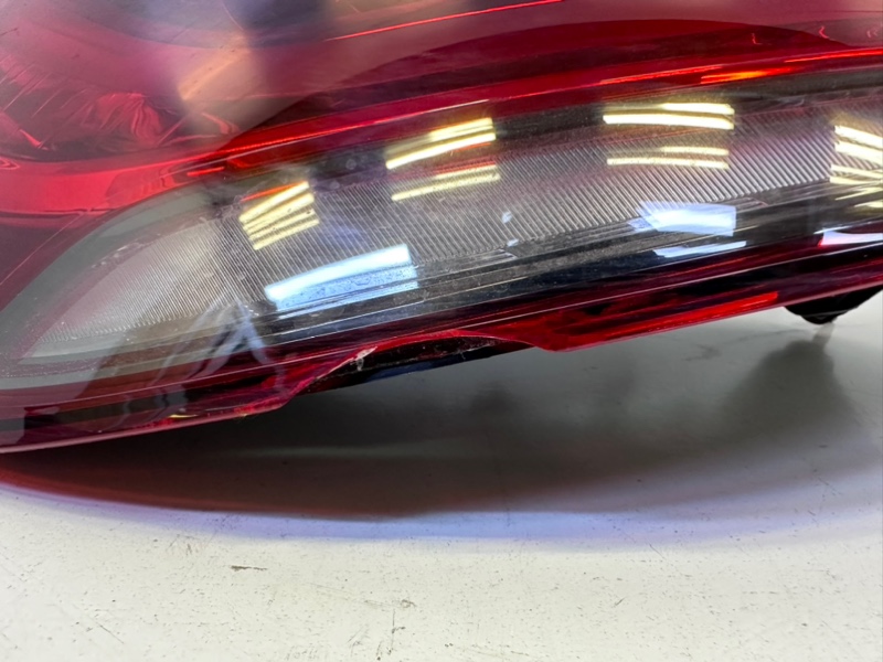 Фонарь задний левый