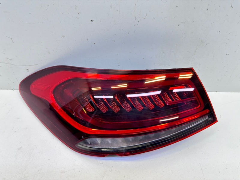 Фонарь задний левый