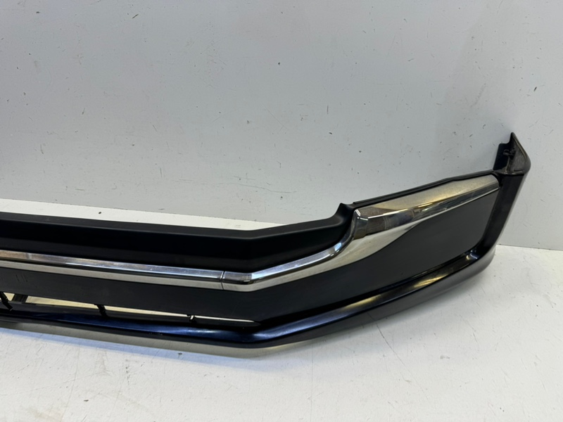 Спойлер переднего бампера