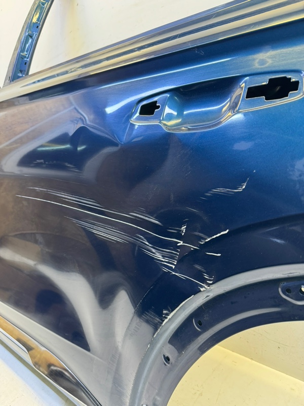 Дверь задняя левая