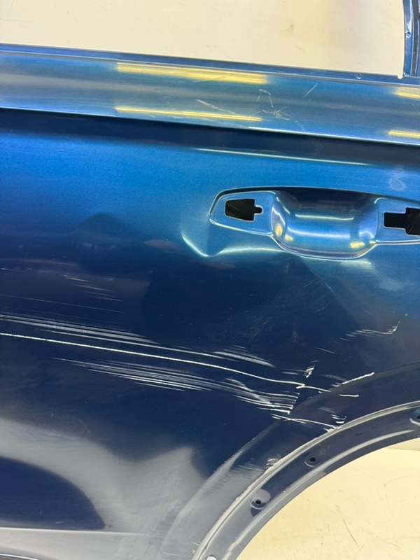 Дверь задняя левая