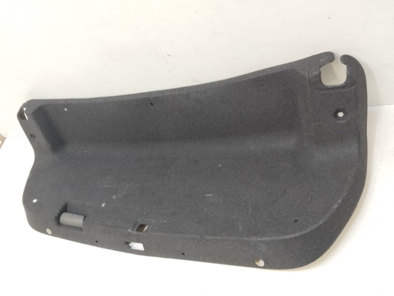 Обшивка багажника