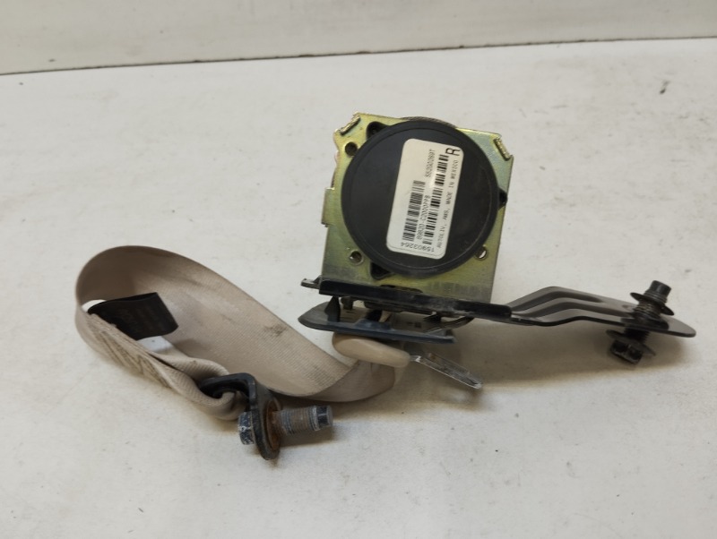 Ремень безопасности