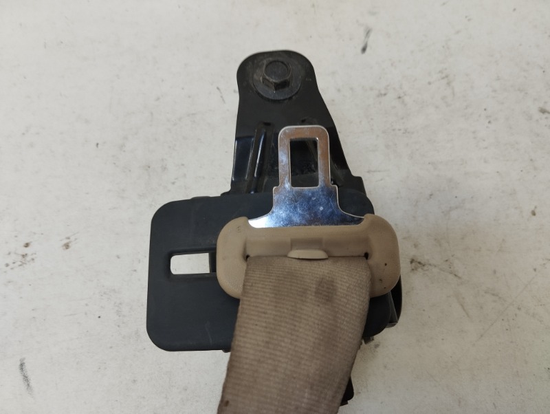 Ремень безопасности